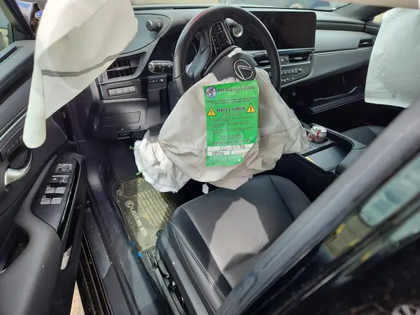 58ADA1C13SU061447 2025 LEXUS ES - Image 8