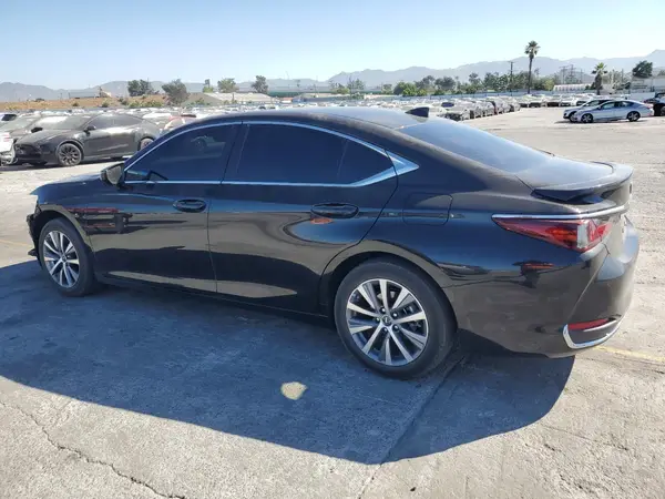 58ADA1C13SU061688 2025 LEXUS ES - Image 2