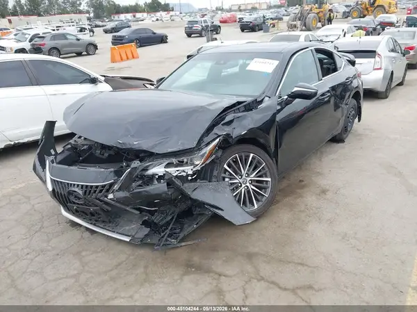 58ADA1C13SU061738 2025 LEXUS ES - Image 2