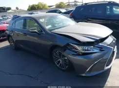 58ADA1C13SU068950 2025 LEXUS ES