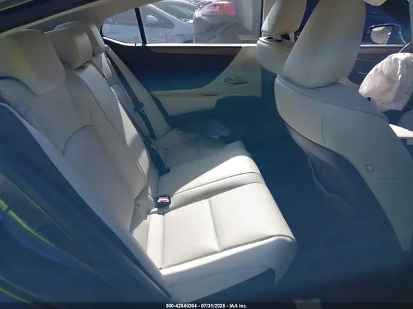 58ADA1C13SU068950 2025 LEXUS ES - Image 8