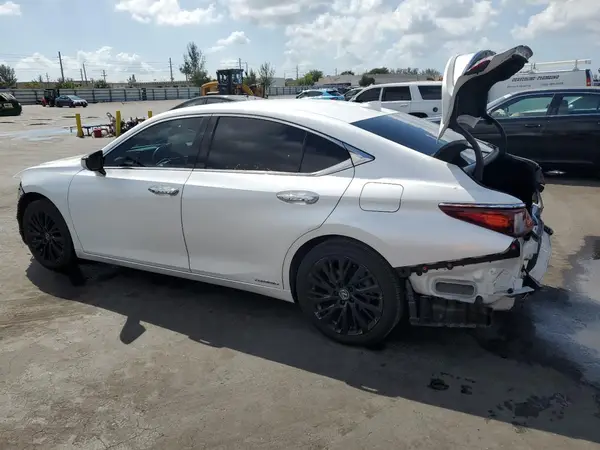 58ADA1C14MU004967 2021 LEXUS ES - Image 2