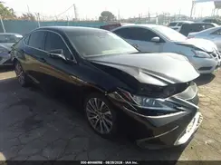 58ADA1C14MU006718 2021 LEXUS ES
