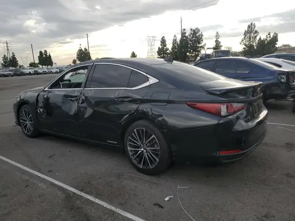 58ADA1C14NU013346 2022 LEXUS ES - Image 2