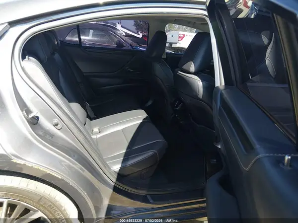 58ADA1C14NU014089 2022 LEXUS ES - Image 8