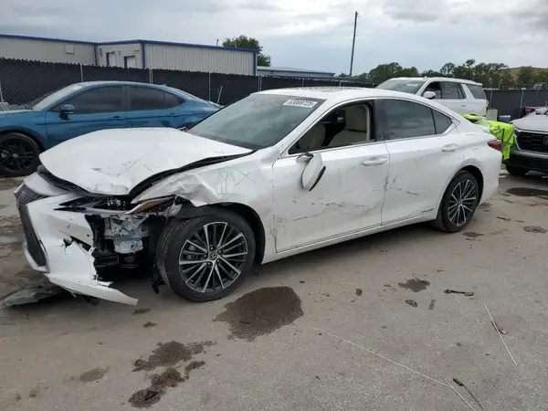 58ADA1C14NU014495 2022 LEXUS ES - Image 1