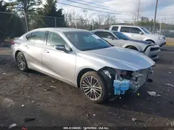 58ADA1C14NU015713 2022 LEXUS ES