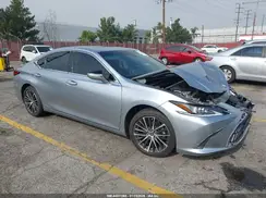 58ADA1C14NU023231 2022 LEXUS ES