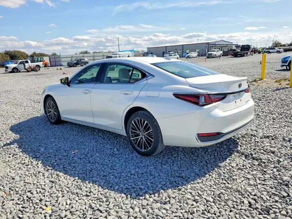 58ADA1C14PU028562 2023 LEXUS ES - Image 2