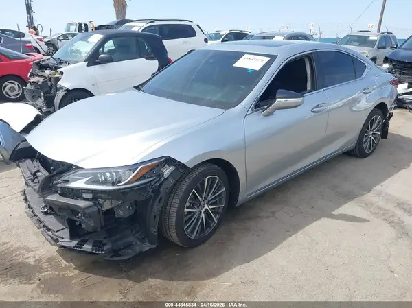 58ADA1C14PU028996 2023 LEXUS ES - Image 2