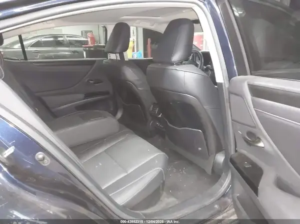 58ADA1C14PU030361 2023 LEXUS ES - Image 8