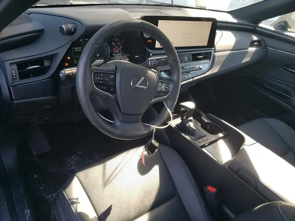 58ADA1C14PU031008 2023 LEXUS ES - Image 8