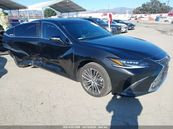 58ADA1C14RU037023 2024 LEXUS ES - Image 1