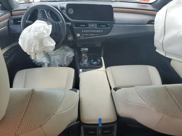 58ADA1C14RU043355 2024 LEXUS ES - Image 8