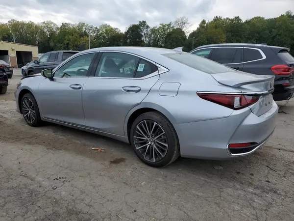 58ADA1C14RU045574 2024 LEXUS ES - Image 2