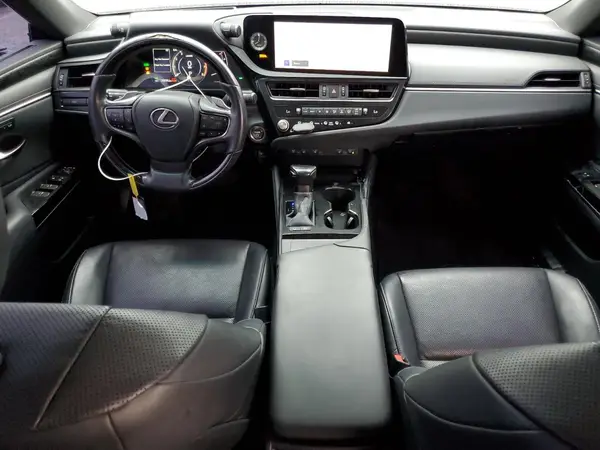 58ADA1C14RU046742 2024 LEXUS ES - Image 8