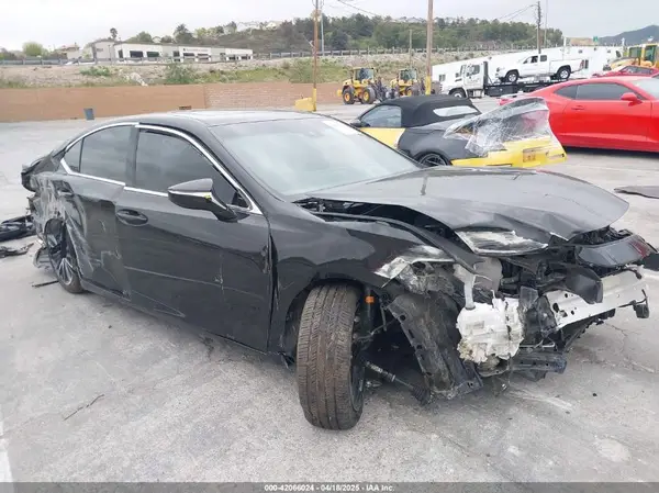 58ADA1C14RU047566 2024 LEXUS ES - Image 1