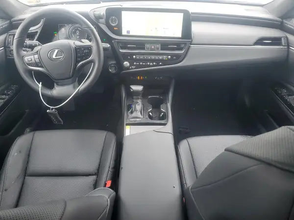 58ADA1C14SU061473 2025 LEXUS ES - Image 8