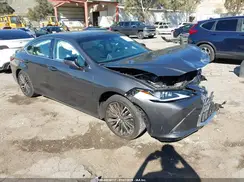 58ADA1C14SU061974 2025 LEXUS ES