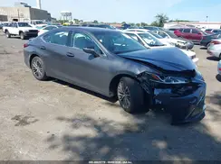 58ADA1C14SU068892 2025 LEXUS ES