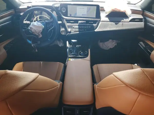 58ADA1C14SU070545 2025 LEXUS ES - Image 8