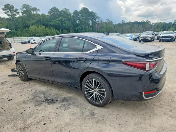 58ADA1C14SU073087 2025 LEXUS ES - Image 2