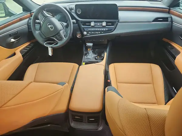 58ADA1C14SU073087 2025 LEXUS ES - Image 8