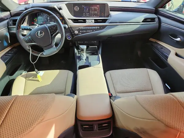 58ADA1C15MU001527 2021 LEXUS ES - Image 8