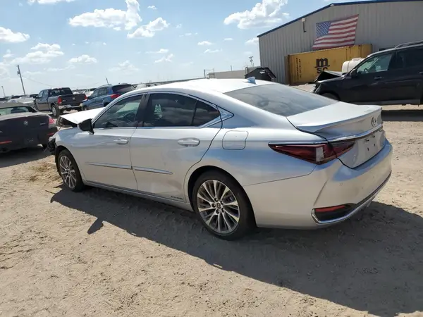 58ADA1C15MU007294 2021 LEXUS ES - Image 2