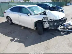 58ADA1C15MU008090 2021 LEXUS ES