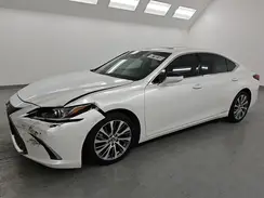 58ADA1C15MU011619 2021 LEXUS ES