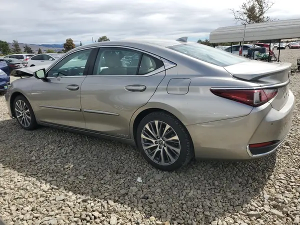 58ADA1C15MU011720 2021 LEXUS ES - Image 2