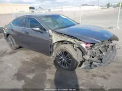 58ADA1C15NU013551 2022 LEXUS ES