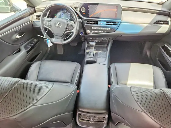 58ADA1C15NU015218 2022 LEXUS ES - Image 8