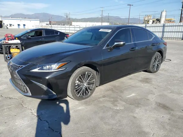 58ADA1C15NU018572 2022 LEXUS ES - Image 1