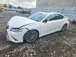 58ADA1C15NU020595 2022 LEXUS ES