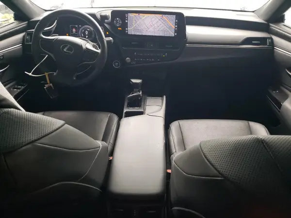 58ADA1C15NU023464 2022 LEXUS ES - Image 8
