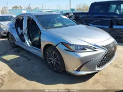 58ADA1C15NU026087 2022 LEXUS ES