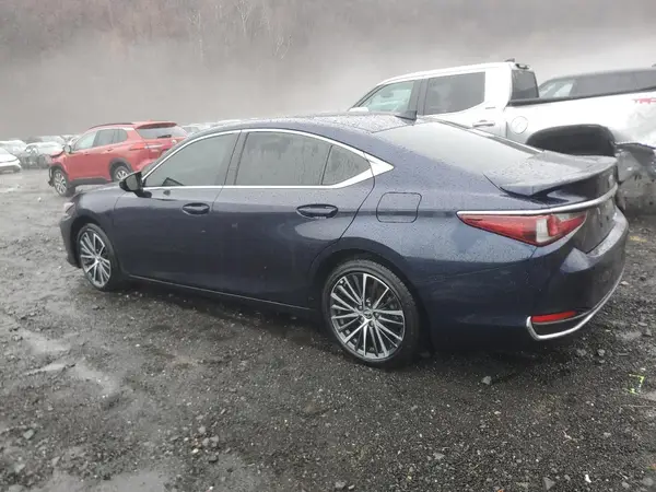 58ADA1C15PU028313 2023 LEXUS ES - Image 2