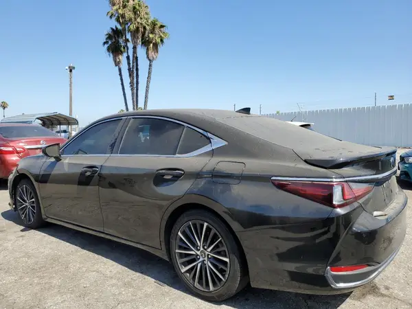 58ADA1C15PU028361 2023 LEXUS ES - Image 2