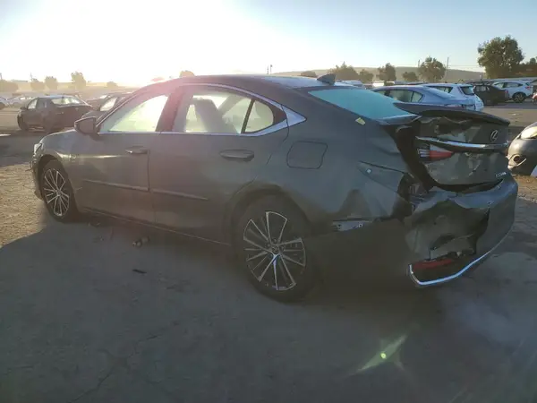 58ADA1C15PU028747 2023 LEXUS ES - Image 2