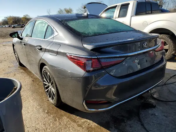 58ADA1C15RU037046 2024 LEXUS ES - Image 2