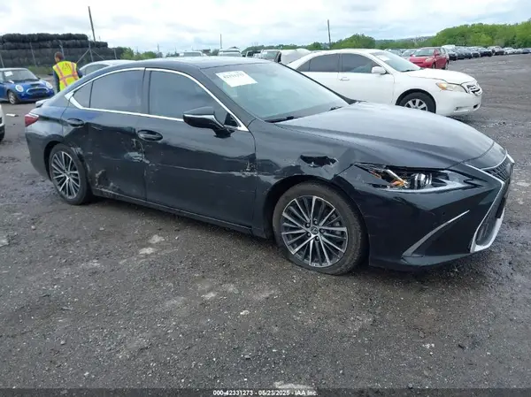 58ADA1C15RU037967 2024 LEXUS ES - Image 1