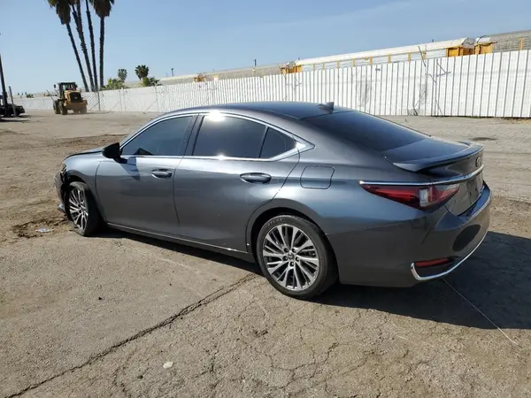 58ADA1C15RU039668 2024 LEXUS ES - Image 2