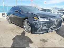 58ADA1C15RU040318 2024 LEXUS ES