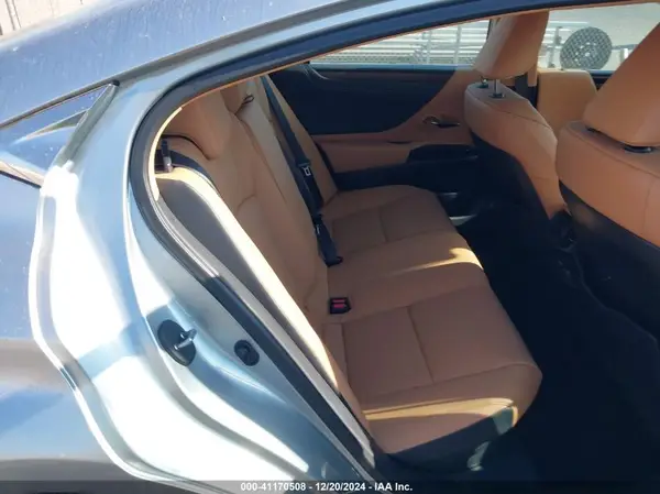 58ADA1C15RU041470 2024 LEXUS ES - Image 8