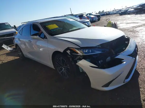 58ADA1C15RU042473 2024 LEXUS ES - Image 1