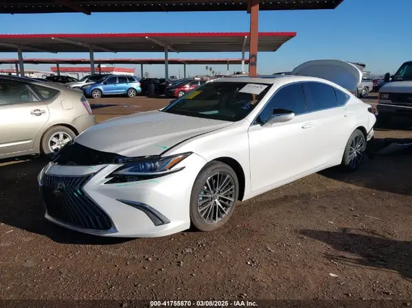 58ADA1C15RU042473 2024 LEXUS ES - Image 2