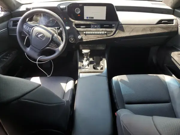 58ADA1C15RU046605 2024 LEXUS ES - Image 8