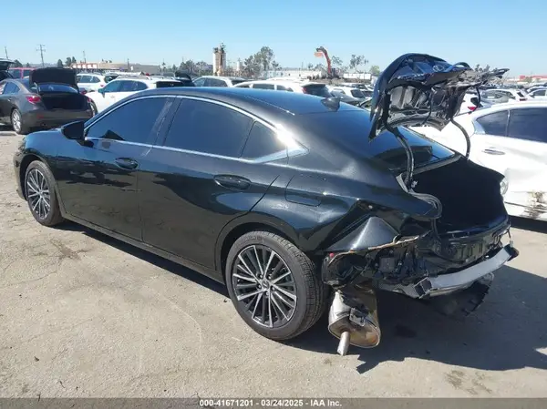 58ADA1C15RU047172 2024 LEXUS ES - Image 1